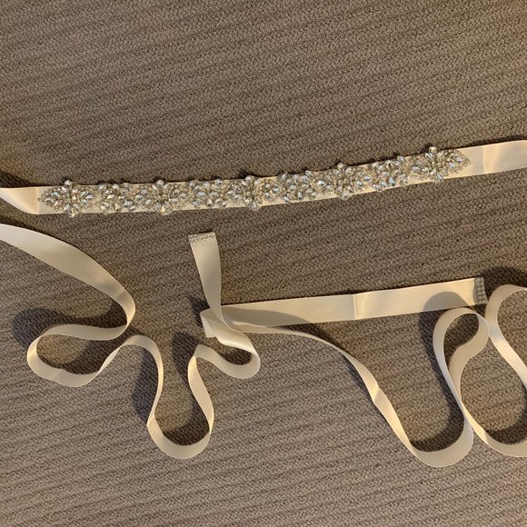 Wedding Dress Belt, never worn!